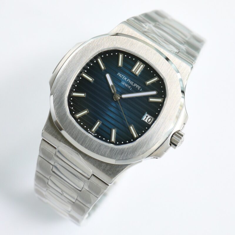 Patek Philippe NAUTILUS – 5711/1A 8