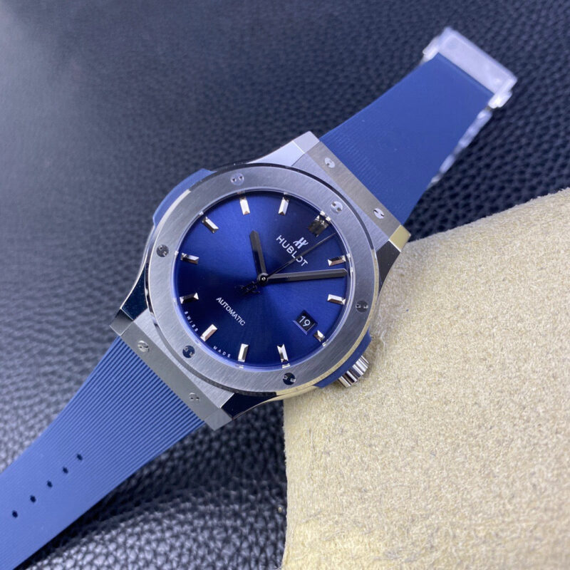 Hublot #011 7