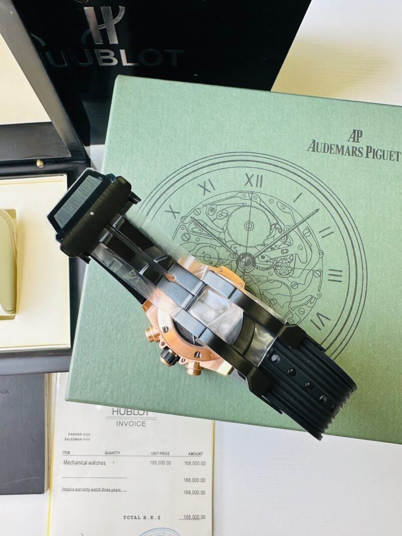 Hublot #016 8