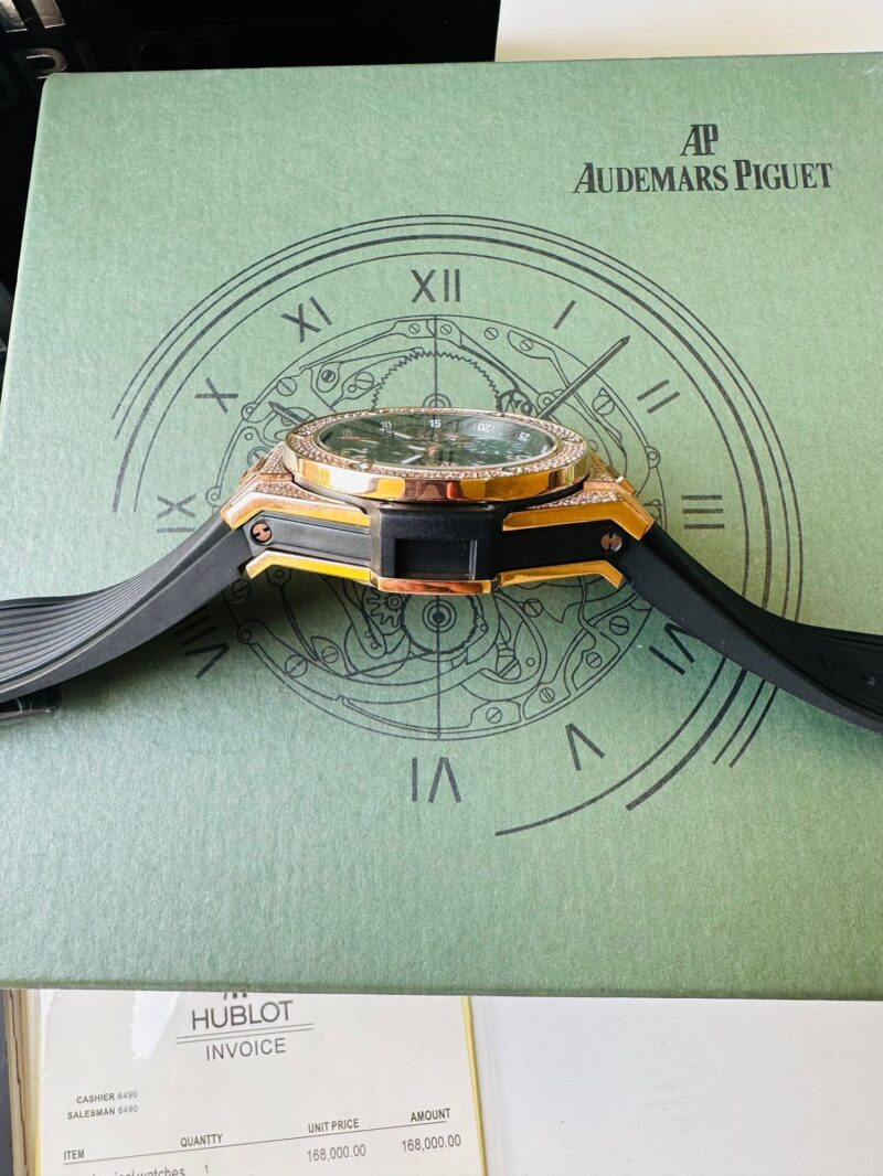 Hublot #016 9