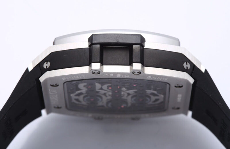 Hublot #028 10