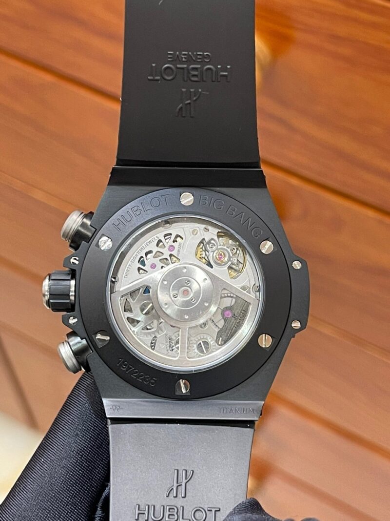 Hublot #023 8