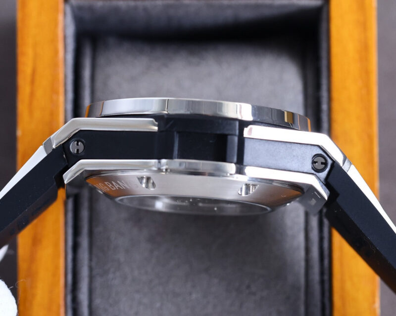 Hublot #030 5
