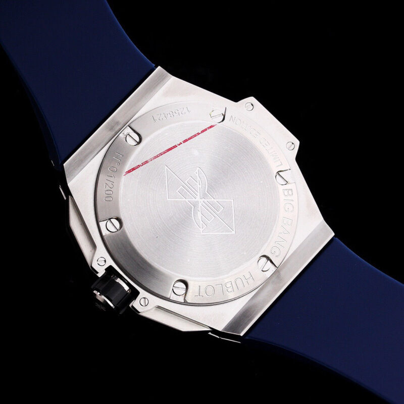 Hublot #036 10