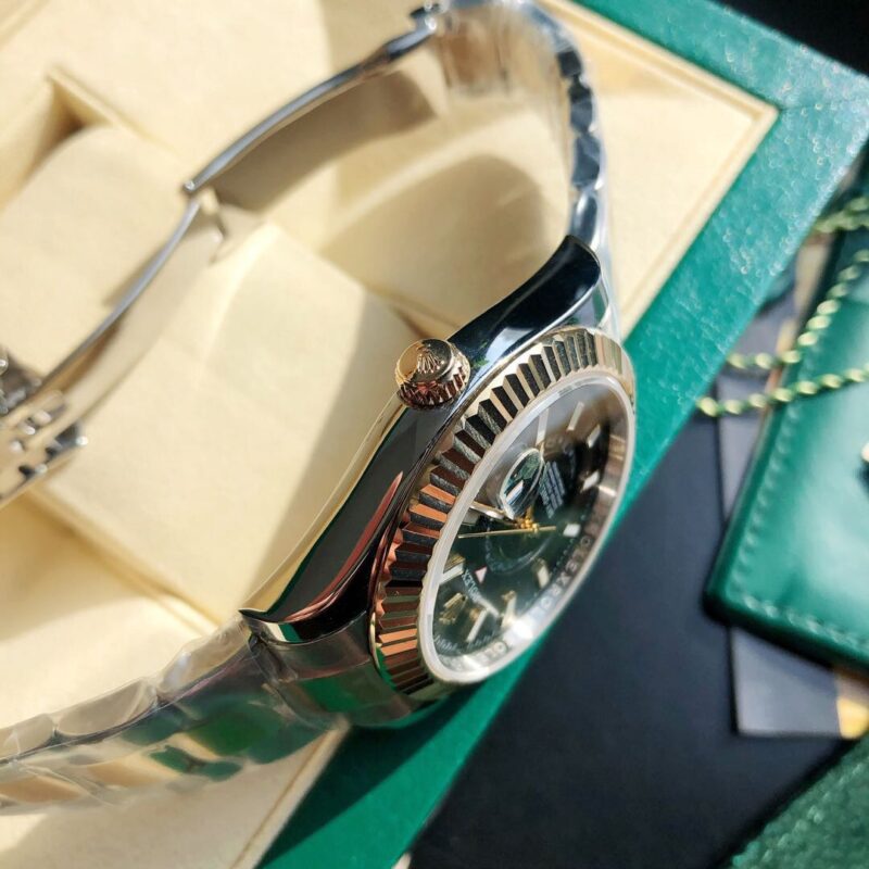 Rolex Sky-Dweller m326933 Series 8