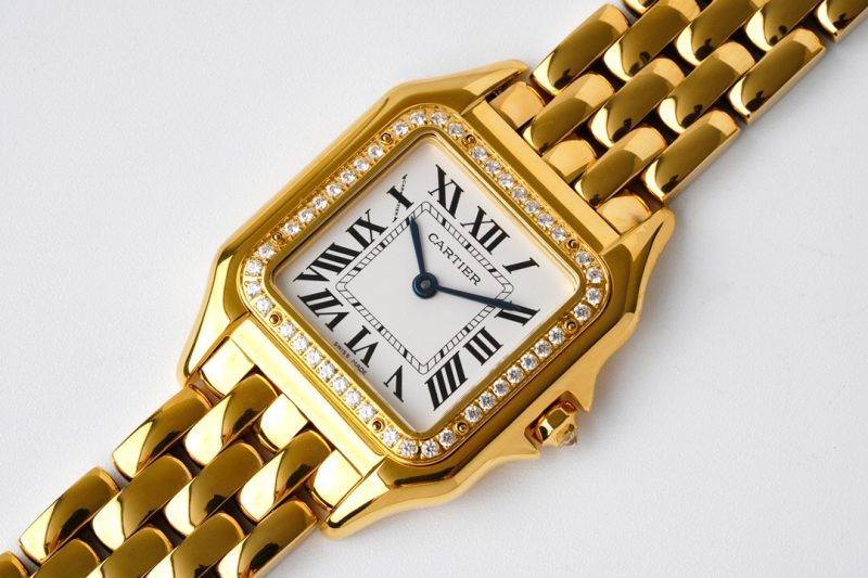 Cartier Panthère de Cartier Medium 4