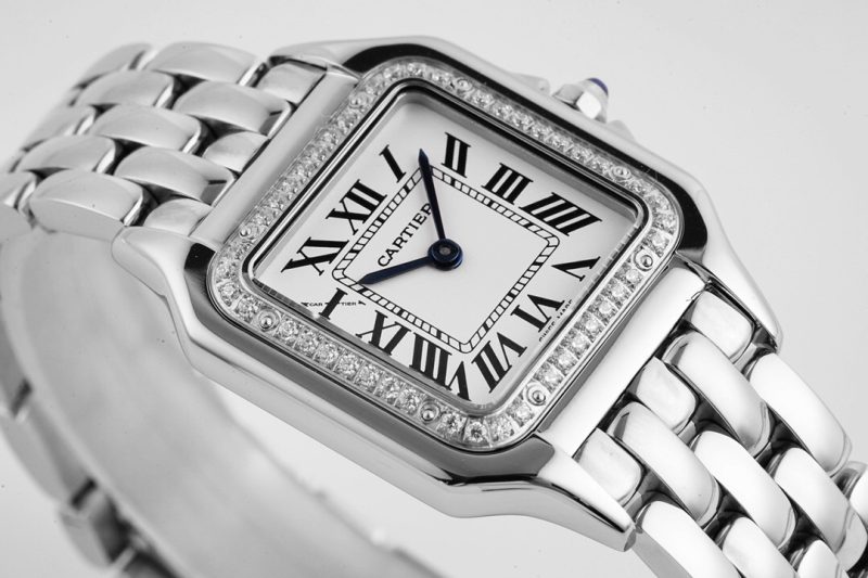Cartier Panthère de Cartier Medium 5
