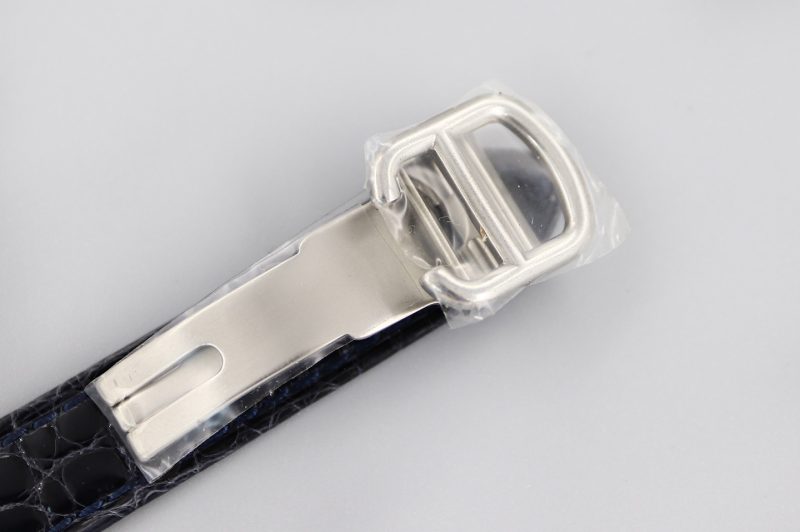 Cartier Tank Américaine Watch Small 11