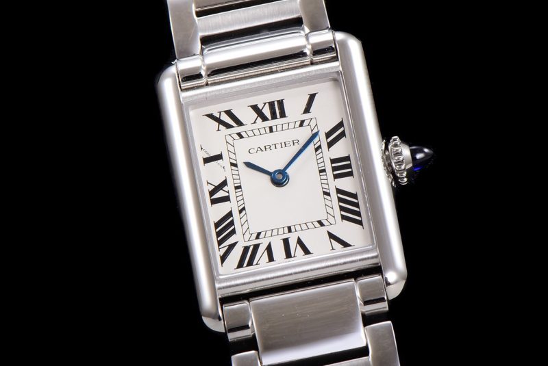 Cartier Tank Must Watch 7