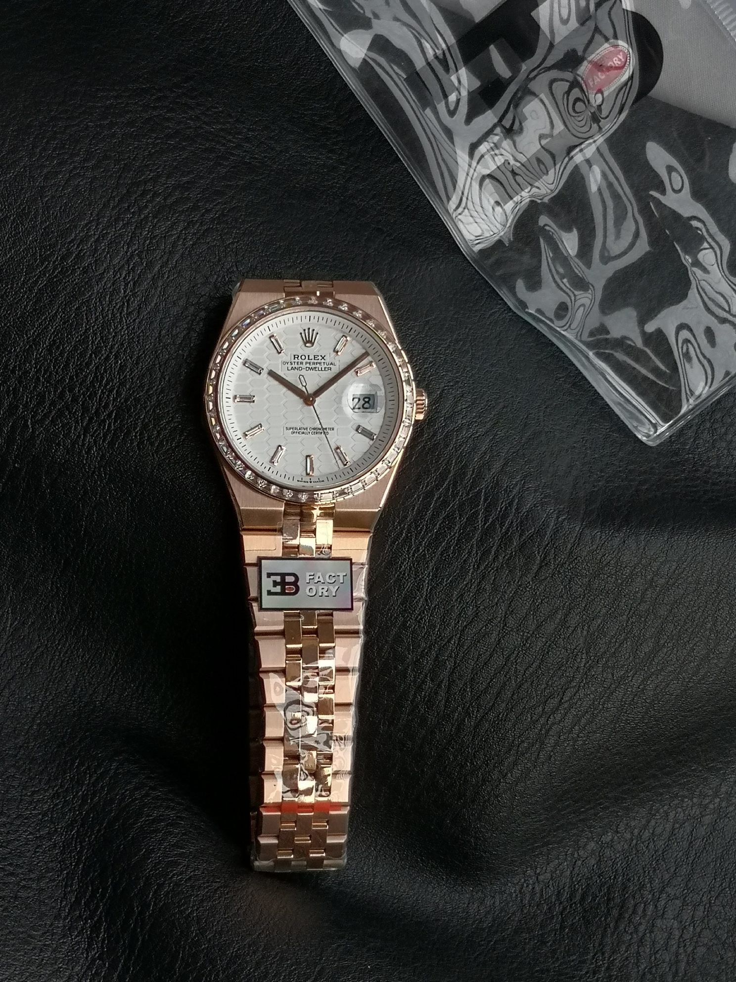 Rolex Land-Dweller 40 127385TBR 2 Rolex Land-Dweller 40 127385TBR 2