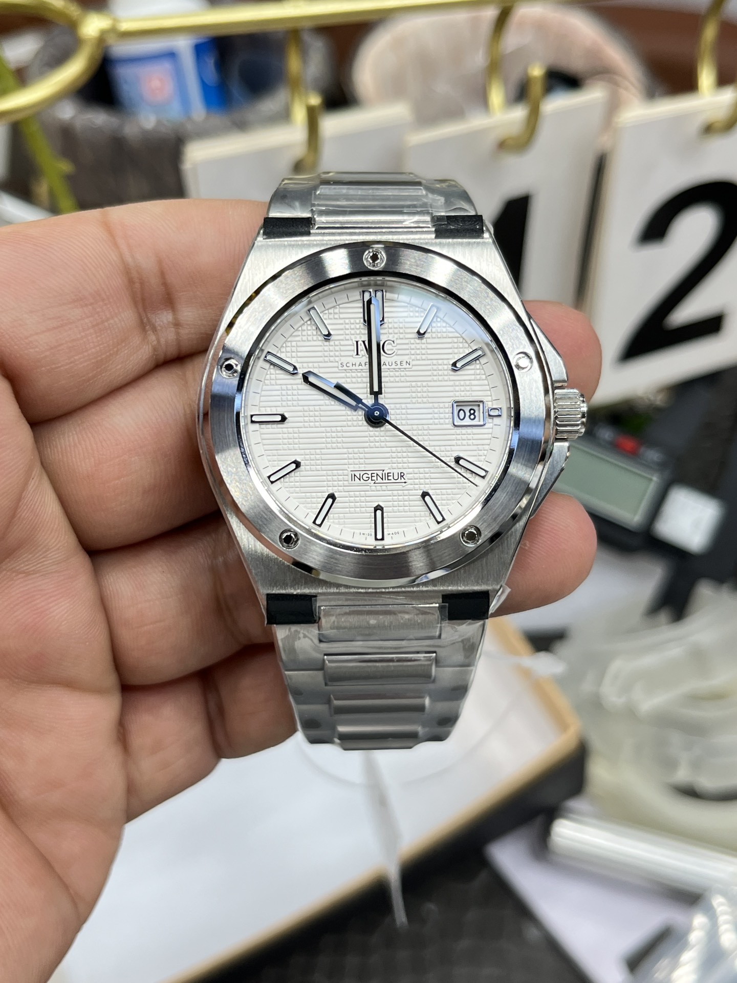 IWC Ingenieur Automatic 40 IW328902 2 IWC Ingenieur Automatic 40 IW328902 2