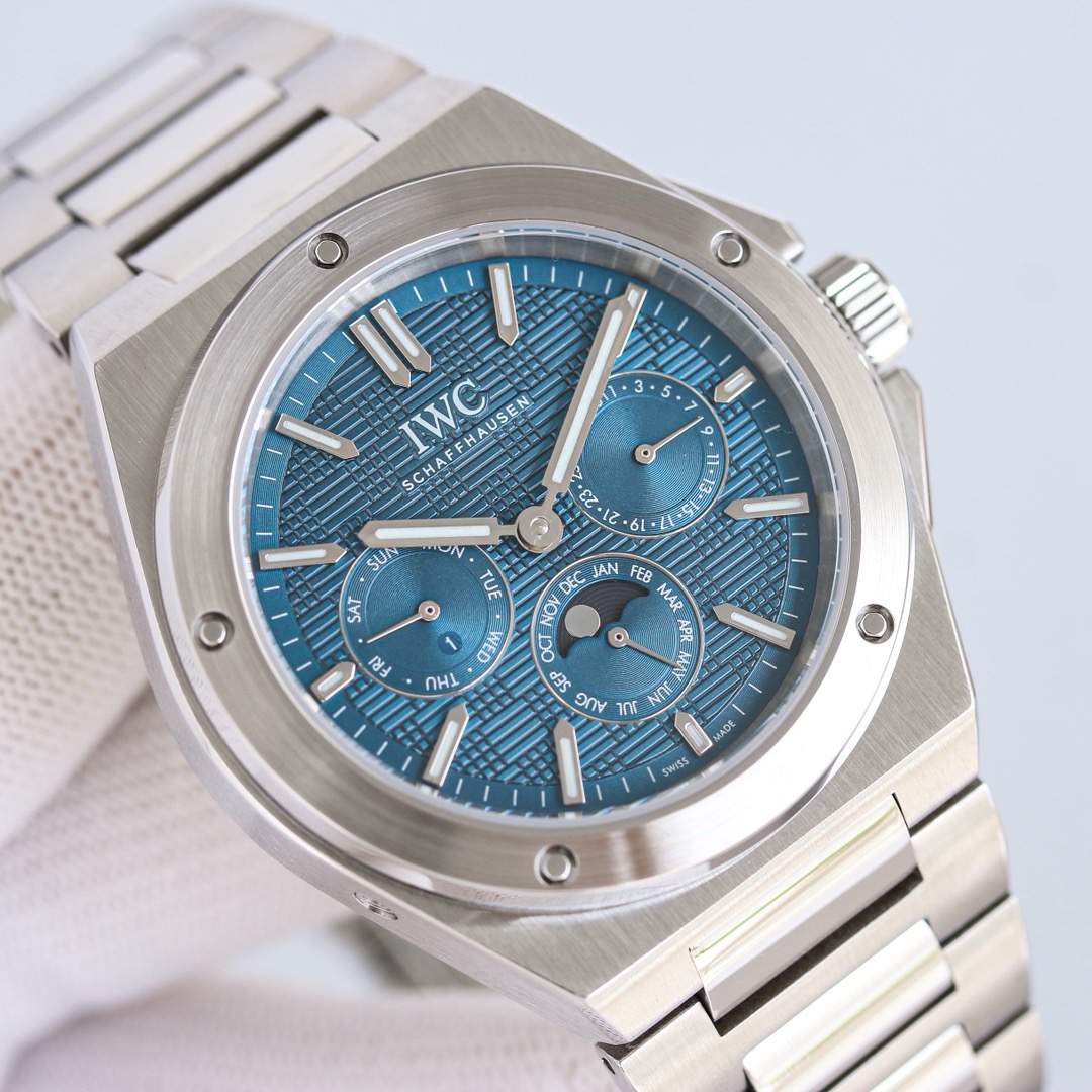 IWC Ingenieur Perpetual Calendar 41 IW344903 7 IWC Ingenieur Perpetual Calendar 41 IW344903 7